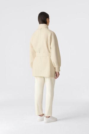  Cream C0253
