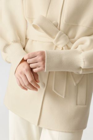  Cream C0253