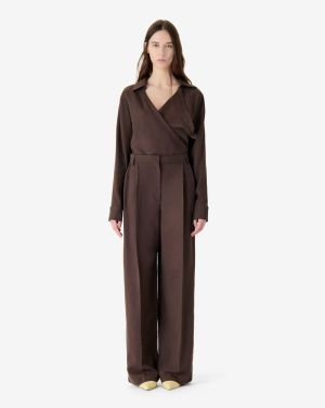 DARK BROWN