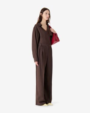 DARK BROWN
