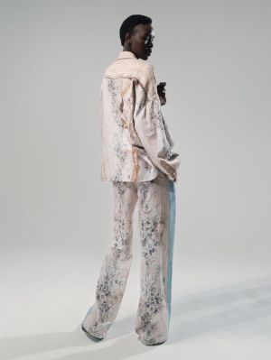  Hélène Decay 